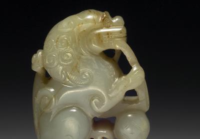 图片[3]-Pei pendant with design of lion playing a ball, Yuan dynasty, 1271-1368 C.E.-China Archive